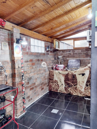 Imagem Casa com 2 Quartos à Venda, 76 m² Imagem Casa com 2 Quartos à Venda, 76 m²