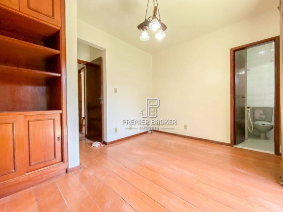 Imagem Casa com 4 Quartos à Venda, 114 m² em Alto - Teresópolis Imagem Casa com 4 Quartos à Venda, 114 m² em Alto - Teresópolis