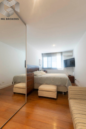 Imagem Imóvel com 5 Quartos à Venda, 320 m² em Barra Da Tijuca - Rio De Janeiro Imagem Imóvel com 5 Quartos à Venda, 320 m² em Barra Da Tijuca - Rio De Janeiro