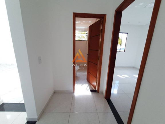 Imagem Casa com 3 Quartos à Venda, 172 m² Imagem Casa com 3 Quartos à Venda, 172 m²