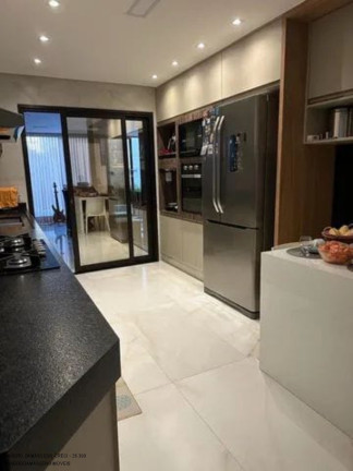 Imagem Casa com 4 Quartos à Venda, 280 m² em Buraquinho - Lauro De Freitas