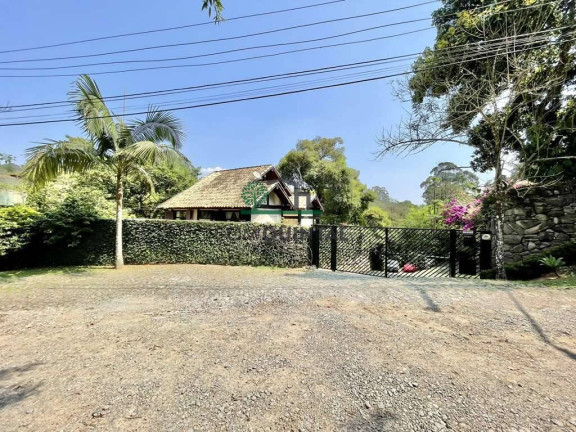 Imagem Casa com 3 Quartos à Venda, 343 m² em Fazendinha - Carapicuíba