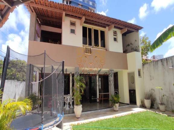 Imagem Casa com 4 Quartos à Venda, 260 m² em Treze De Julho - Aracaju Imagem Casa com 4 Quartos à Venda, 260 m² em Treze De Julho - Aracaju