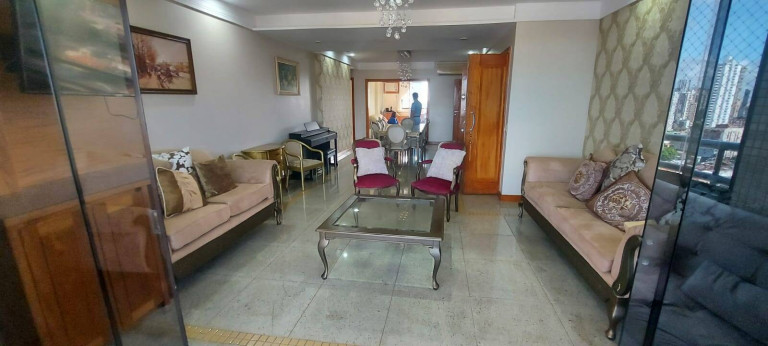 Imagem Apartamento com 3 Quartos à Venda, 216 m² em Umarizal - Belém