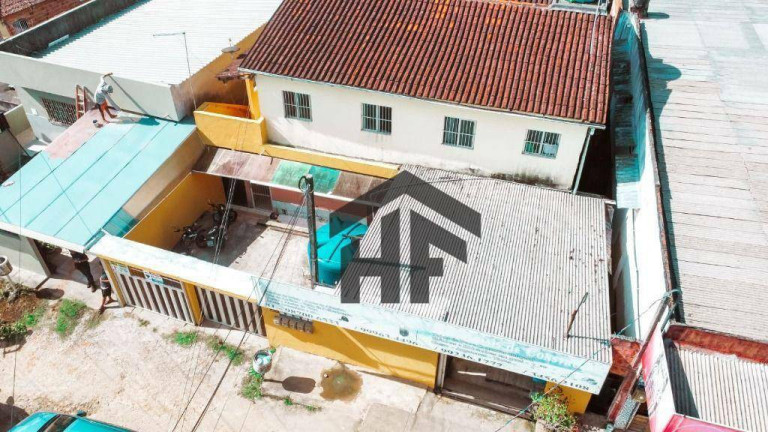 Imagem Casa com 7 Quartos à Venda, 286 m² em Timbí - Camaragibe Imagem Casa com 7 Quartos à Venda, 286 m² em Timbí - Camaragibe