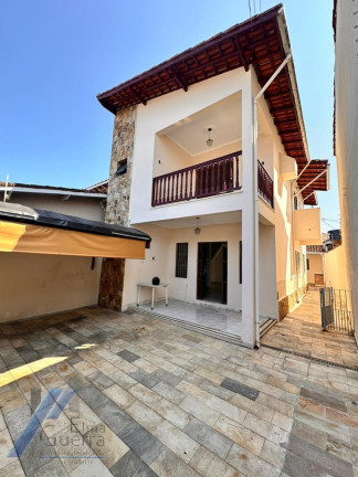 Imagem Casa com 4 Quartos à Venda, 154 m² em Centro - Ubatuba Imagem Casa com 4 Quartos à Venda, 154 m² em Centro - Ubatuba