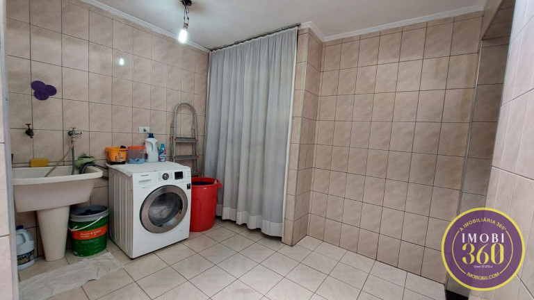 Imagem Sobrado com 3 Quartos à Venda, 319 m² em Guaianazes - São Paulo Imagem Sobrado com 3 Quartos à Venda, 319 m² em Guaianazes - São Paulo