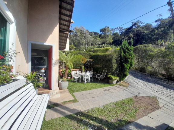 Imagem Casa com 3 Quartos à Venda, 185 m² em Vargem Grande - Teresópolis Imagem Casa com 3 Quartos à Venda, 185 m² em Vargem Grande - Teresópolis