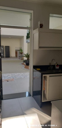 Imagem Casa com 4 Quartos à Venda, 329 m² em Centro - Taubaté Imagem Casa com 4 Quartos à Venda, 329 m² em Centro - Taubaté