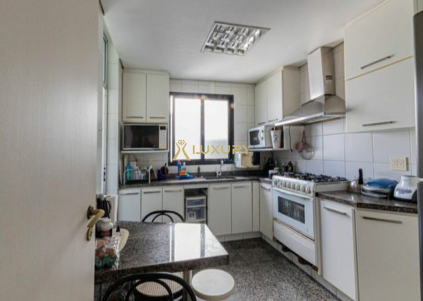 Imagem Imóvel com 3 Quartos à Venda, 135 m² em Belvedere - Belo Horizonte Imagem Imóvel com 3 Quartos à Venda, 135 m² em Belvedere - Belo Horizonte
