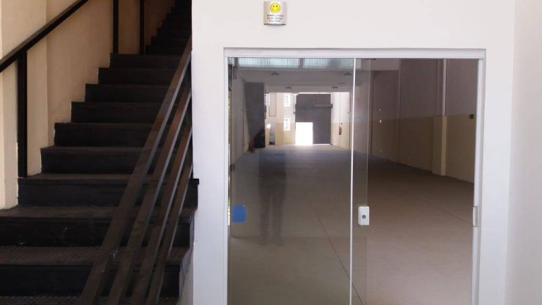 Imagem Galpão para Alugar, 800 m² em Alphaville Industrial - Barueri