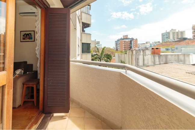Imagem Imóvel com 3 Quartos à Venda, 138 m² em Higienópolis - Porto Alegre Imagem Imóvel com 3 Quartos à Venda, 138 m² em Higienópolis - Porto Alegre