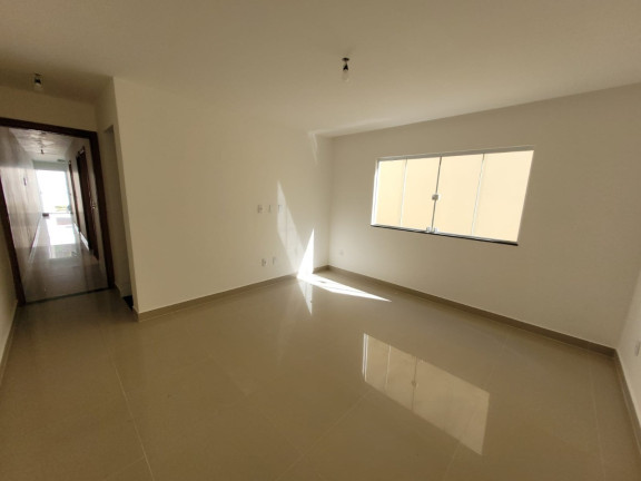 Imagem Casa com 3 Quartos à Venda, 90 m²