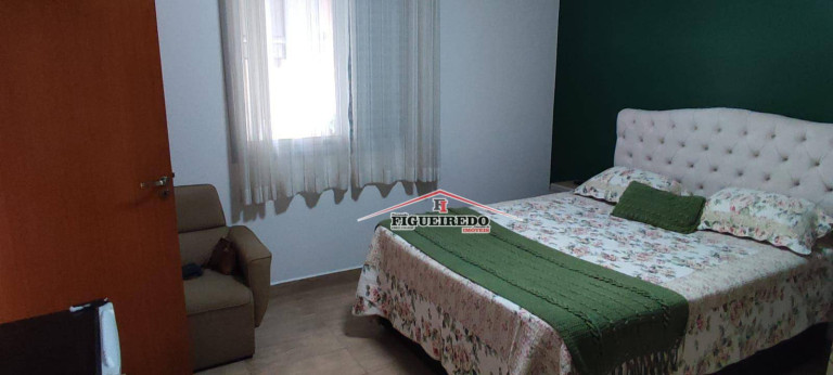 Imagem Casa com 3 Quartos à Venda, 300 m² em Canto Do Forte - Praia Grande