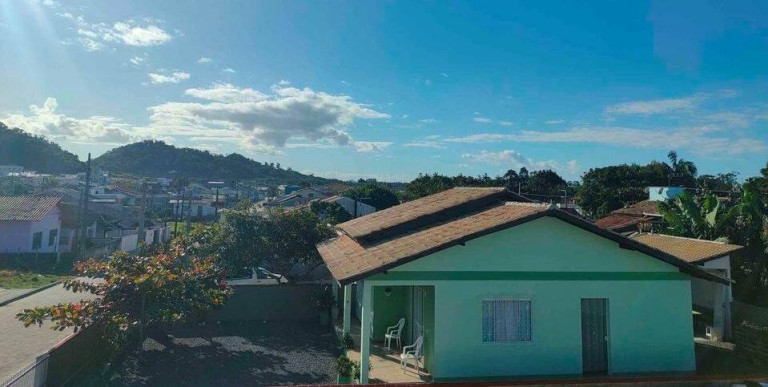 Imagem Casa com 3 Quartos à Venda, 300 m² em Itajuba - Barra Velha Imagem Casa com 3 Quartos à Venda, 300 m² em Itajuba - Barra Velha