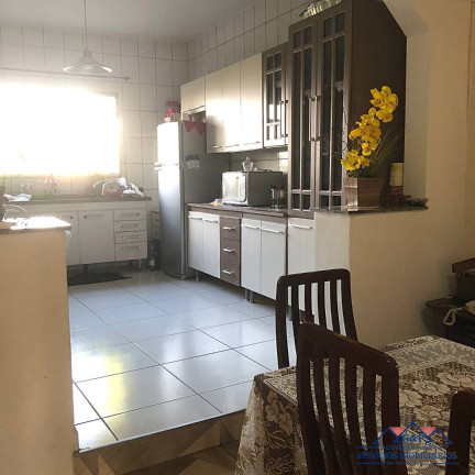 Imagem Casa com 3 Quartos à Venda, em Padroeira - Osasco Imagem Casa com 3 Quartos à Venda, em Padroeira - Osasco