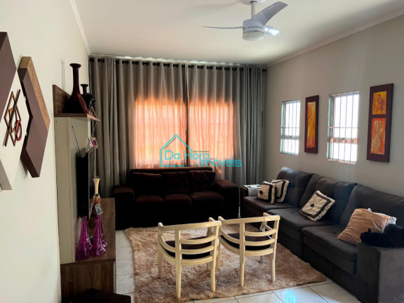 Imagem Casa com 4 Quartos à Venda, 270 m² em Mongaguá Imagem Casa com 4 Quartos à Venda, 270 m² em Mongaguá