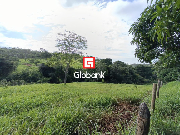 Imagem Imóvel com 3 Quartos à Venda, em Extrema - Montes Claros Imagem Imóvel com 3 Quartos à Venda, em Extrema - Montes Claros