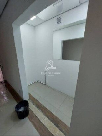Imagem Casa com 6 Quartos para Alugar, 200 m² em Itaim Bibi - São Paulo Imagem Casa com 6 Quartos para Alugar, 200 m² em Itaim Bibi - São Paulo