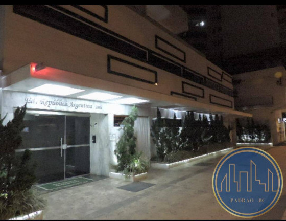Imagem Apartamento com 2 Quartos para Alugar,  em Centro - Balneário Camboriú