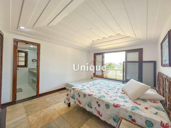Imagem Casa com 4 Quartos à Venda, 270 m² em Ferradura - Armação Dos Búzios Imagem Casa com 4 Quartos à Venda, 270 m² em Ferradura - Armação Dos Búzios