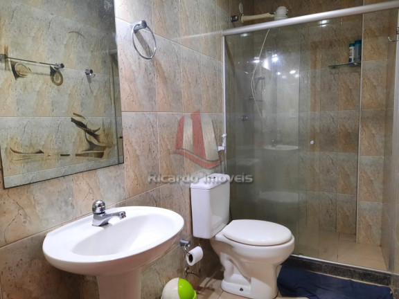Imagem Imóvel com 4 Quartos à Venda, 120 m² Imagem Imóvel com 4 Quartos à Venda, 120 m²