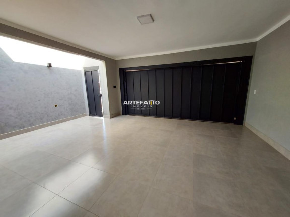 Imagem Casa com 3 Quartos à Venda, 130 m² Imagem Casa com 3 Quartos à Venda, 130 m²