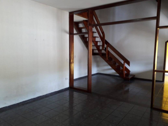 Imagem Sobrado com 4 Quartos à Venda, 234 m² em Caputera - Caraguatatuba Imagem Sobrado com 4 Quartos à Venda, 234 m² em Caputera - Caraguatatuba