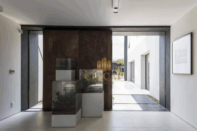 Imagem Casa com 3 Quartos à Venda, 723 m² em Jardim Paulista - São Paulo Imagem Casa com 3 Quartos à Venda, 723 m² em Jardim Paulista - São Paulo