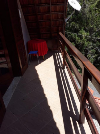 Imagem Casa com 6 Quartos à Venda, 400 m² em Debossan - Nova Friburgo Imagem Casa com 6 Quartos à Venda, 400 m² em Debossan - Nova Friburgo