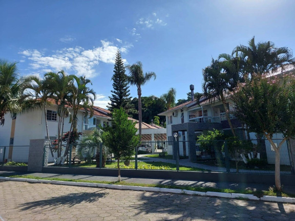 Imagem Apartamento com 3 Quartos à Venda, 70 m² em Canasvieiras - Florianópolis Imagem Apartamento com 3 Quartos à Venda, 70 m² em Canasvieiras - Florianópolis