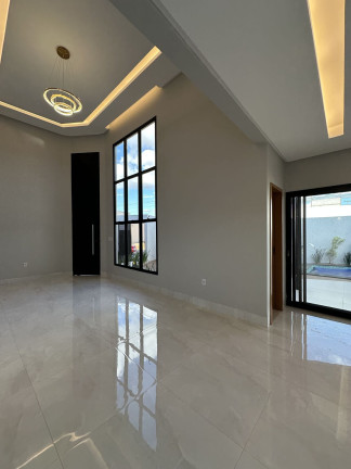 Imagem Casa com 3 Quartos à Venda, 177 m² em Setor Três Marias - Goiânia Imagem Casa com 3 Quartos à Venda, 177 m² em Setor Três Marias - Goiânia