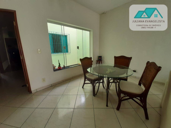 Imagem Casa com 3 Quartos à Venda, 300 m² em Jardim Rony - Guaratinguetá