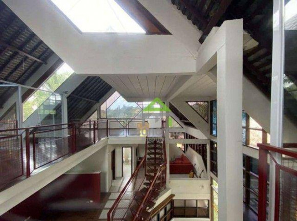 Imagem Casa com 8 Quartos à Venda, 508 m² em Vila Santo Antônio - Cotia Imagem Casa com 8 Quartos à Venda, 508 m² em Vila Santo Antônio - Cotia