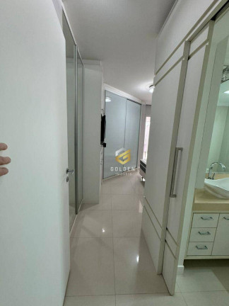 Imagem Apartamento com 3 Quartos à Venda, 212 m² em Centro - Balneário Camboriú Imagem Apartamento com 3 Quartos à Venda, 212 m² em Centro - Balneário Camboriú
