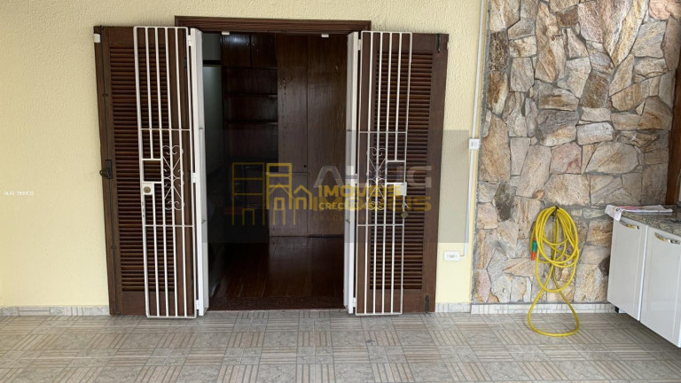 Imagem Casa com 3 Quartos à Venda, 230 m² em Vila Osasco - Osasco Imagem Casa com 3 Quartos à Venda, 230 m² em Vila Osasco - Osasco