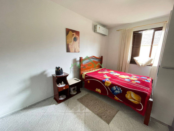 Imagem Casa com 4 Quartos à Venda, 364 m² em Costeira - Balneário Barra Do Sul