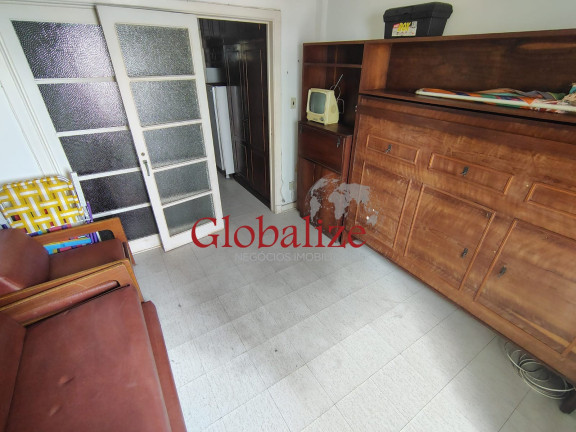 Kitnet com 1 Quarto à Venda, 37 m² em Boqueirão - Santos