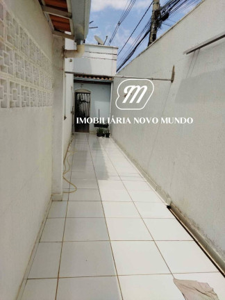 Imagem Casa com 3 Quartos à Venda, 250 m² em Segismundo Pereira - Uberlândia Imagem Casa com 3 Quartos à Venda, 250 m² em Segismundo Pereira - Uberlândia