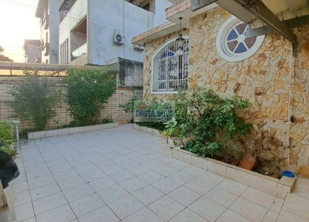 Imagem Casa com 3 Quartos à Venda, 105 m² em Embaré - Santos Imagem Casa com 3 Quartos à Venda, 105 m² em Embaré - Santos