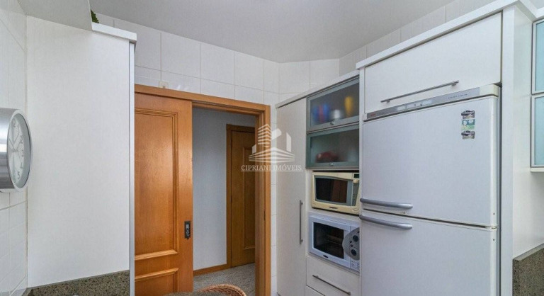Imagem Apartamento com 3 Quartos à Venda, 110 m² em Centro - Balneário Camboriú