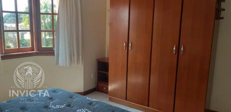 Imagem Casa com 4 Quartos à Venda, 351 m² em Praia Das Taquaras - Balneário Camboriú Imagem Casa com 4 Quartos à Venda, 351 m² em Praia Das Taquaras - Balneário Camboriú