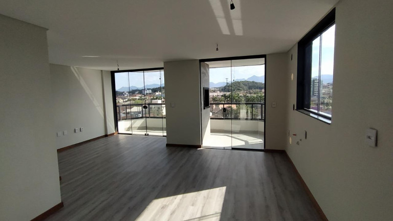 Imagem Apartamento com 3 Quartos à Venda, 110 m² em Costa E Silva - Joinville