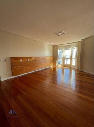 Imagem Casa com 3 Quartos à Venda, 284 m² em Agronômica - Florianópolis Imagem Casa com 3 Quartos à Venda, 284 m² em Agronômica - Florianópolis