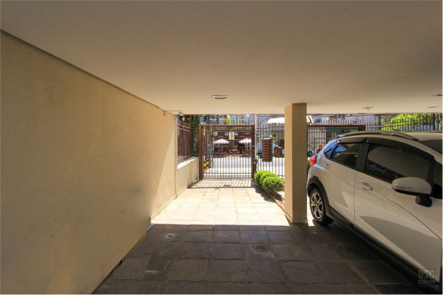 Imagem Apartamento com 3 Quartos à Venda, 157 m² em Petrópolis - Porto Alegre Imagem Apartamento com 3 Quartos à Venda, 157 m² em Petrópolis - Porto Alegre