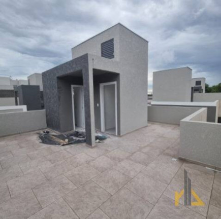 Imagem Casa com 3 Quartos à Venda, 135 m² em Uberaba - Curitiba Imagem Casa com 3 Quartos à Venda, 135 m² em Uberaba - Curitiba