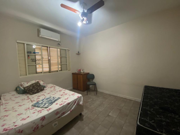 Imagem Casa com 4 Quartos à Venda, 200 m² em São Francisco - Campo Grande