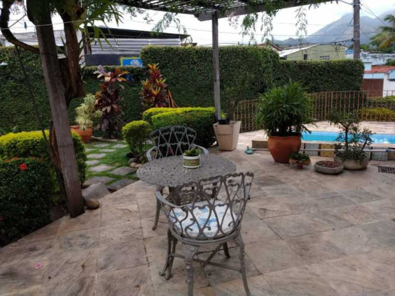 Imagem Imóvel com 1 Quarto à Venda, 200 m² em Campo Grande - Rio De Janeiro Imagem Imóvel com 1 Quarto à Venda, 200 m² em Campo Grande - Rio De Janeiro