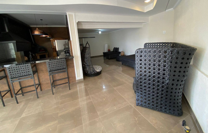 Imagem Sobrado com 4 Quartos à Venda, 570 m² em Vila Santista - Atibaia Imagem Sobrado com 4 Quartos à Venda, 570 m² em Vila Santista - Atibaia