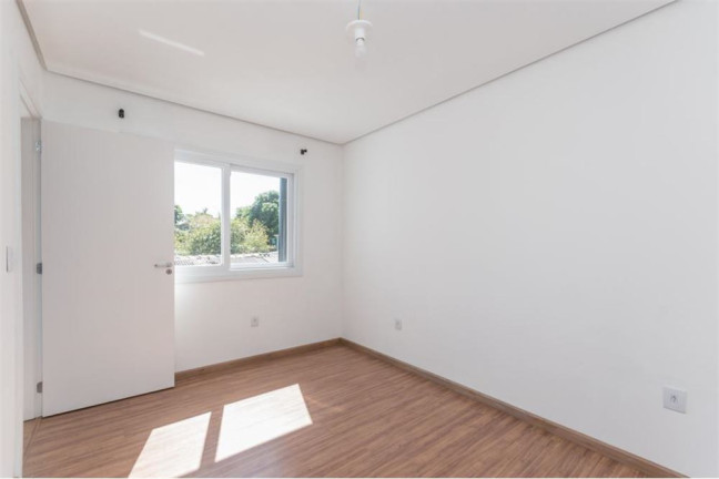 Imagem Casa com 3 Quartos à Venda, em Estância Velha - Canoas Imagem Casa com 3 Quartos à Venda, em Estância Velha - Canoas